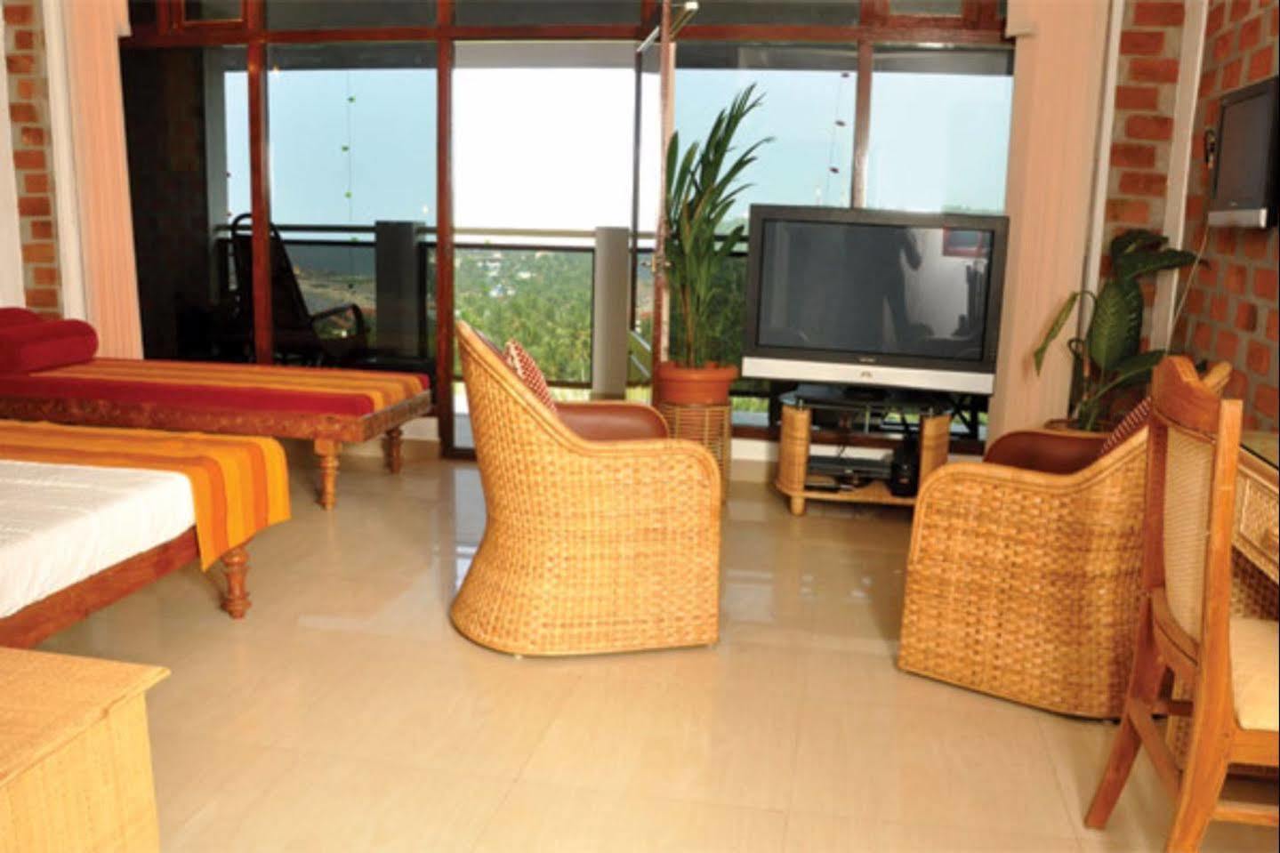 Sagara Beach Resort Kovalam Exterior photo